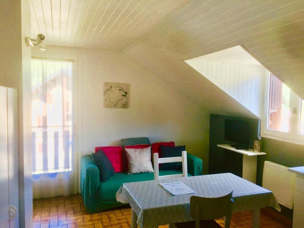 Location Le Queron Apartment Guillestre Exterior photo