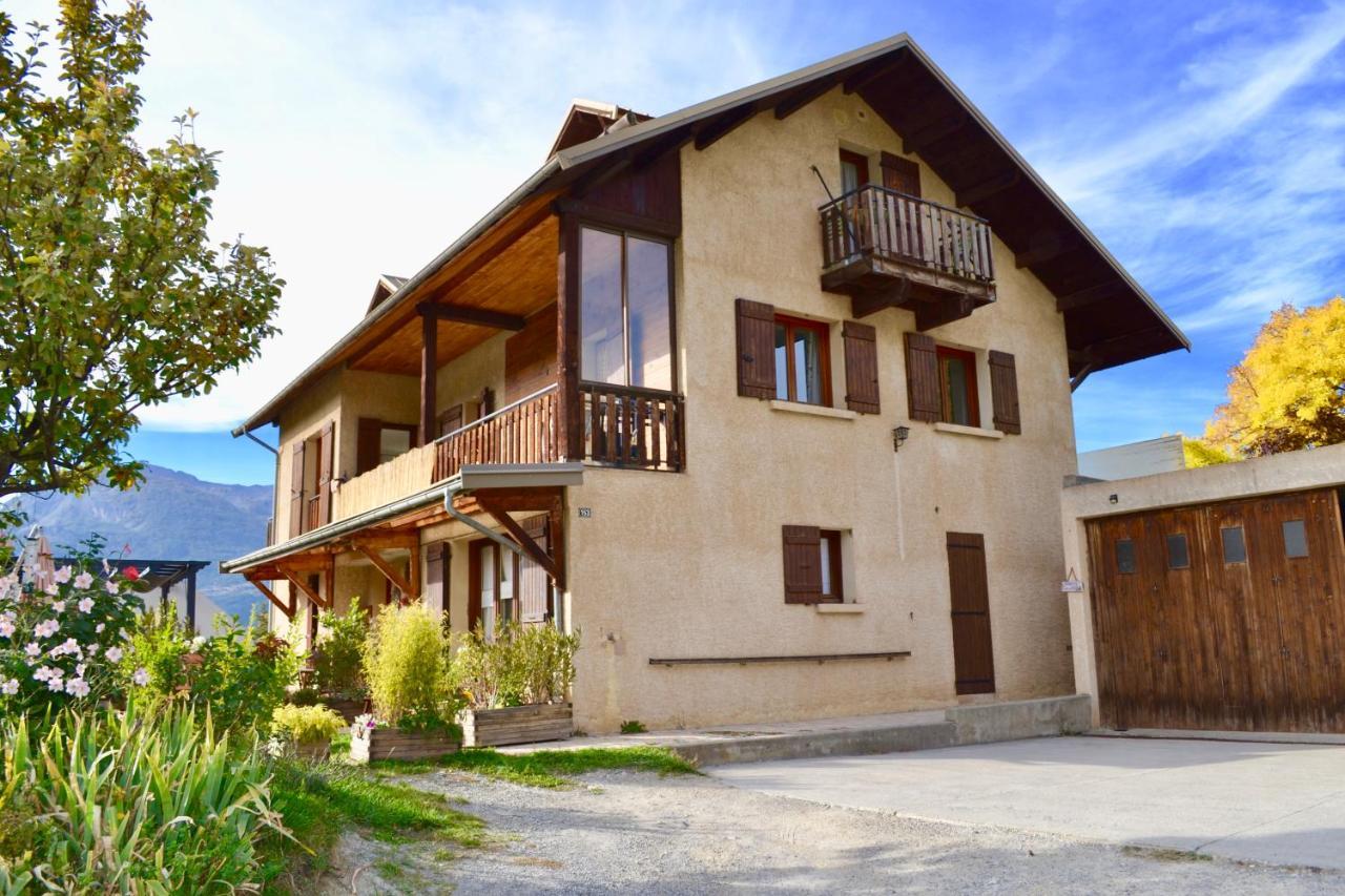 Location Le Queron Apartment Guillestre Exterior photo